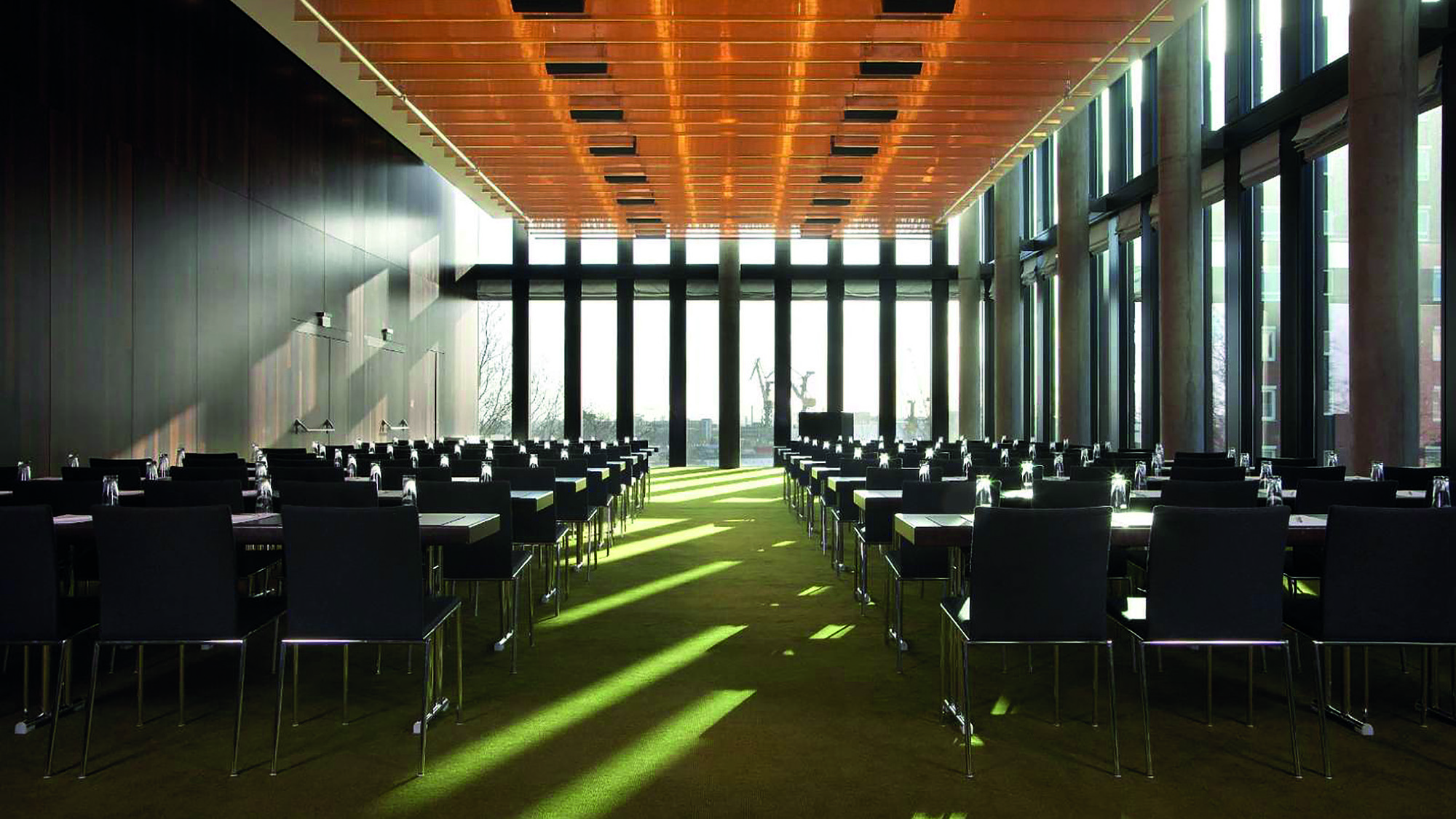 ballroom_tagung_totale_empire_riverside_hotel_2000x1125