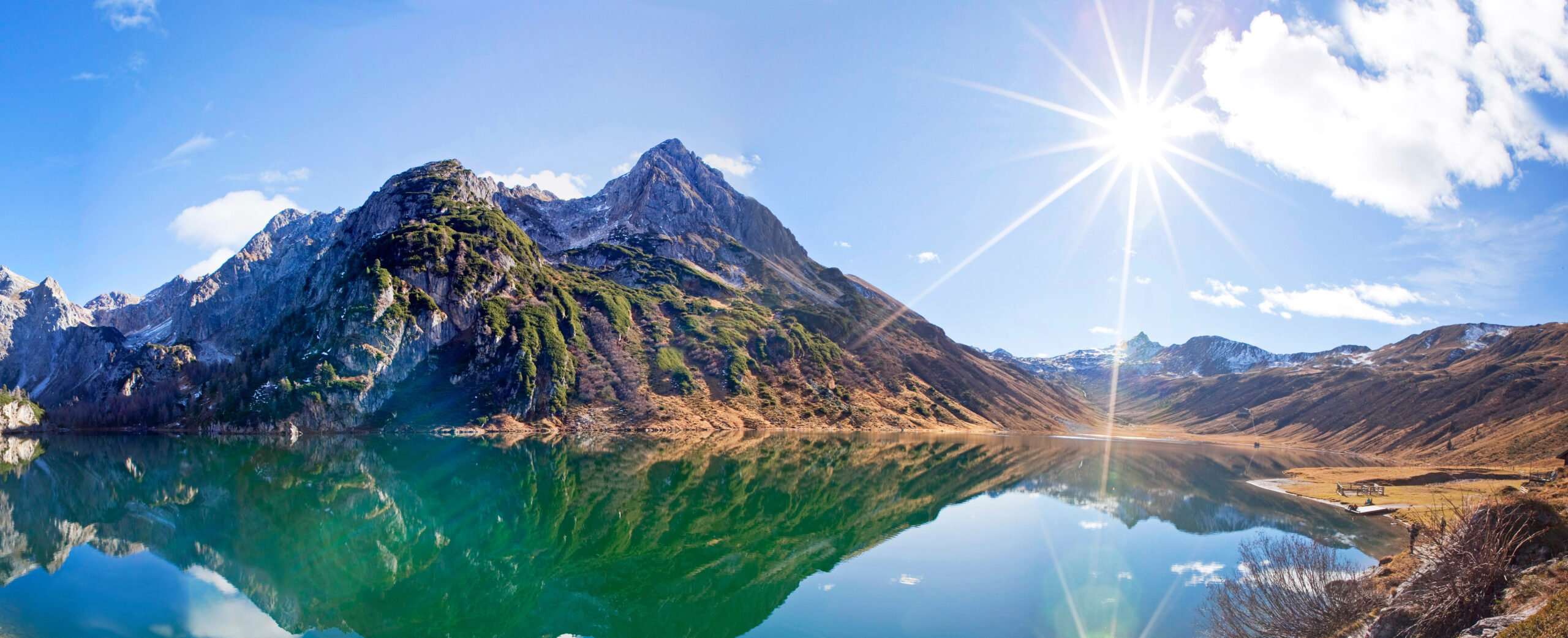 Doppelter Sonnenschein am Tappenkarsee